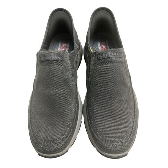 Athletic_Shoes